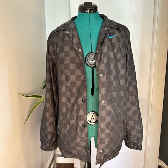 Women's Nike Sportswear Icon Clash Black Checkered Windbreaker Jacket XS - Picture 11 of 15